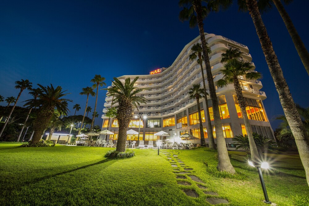 Hotel Front - Evening/Night