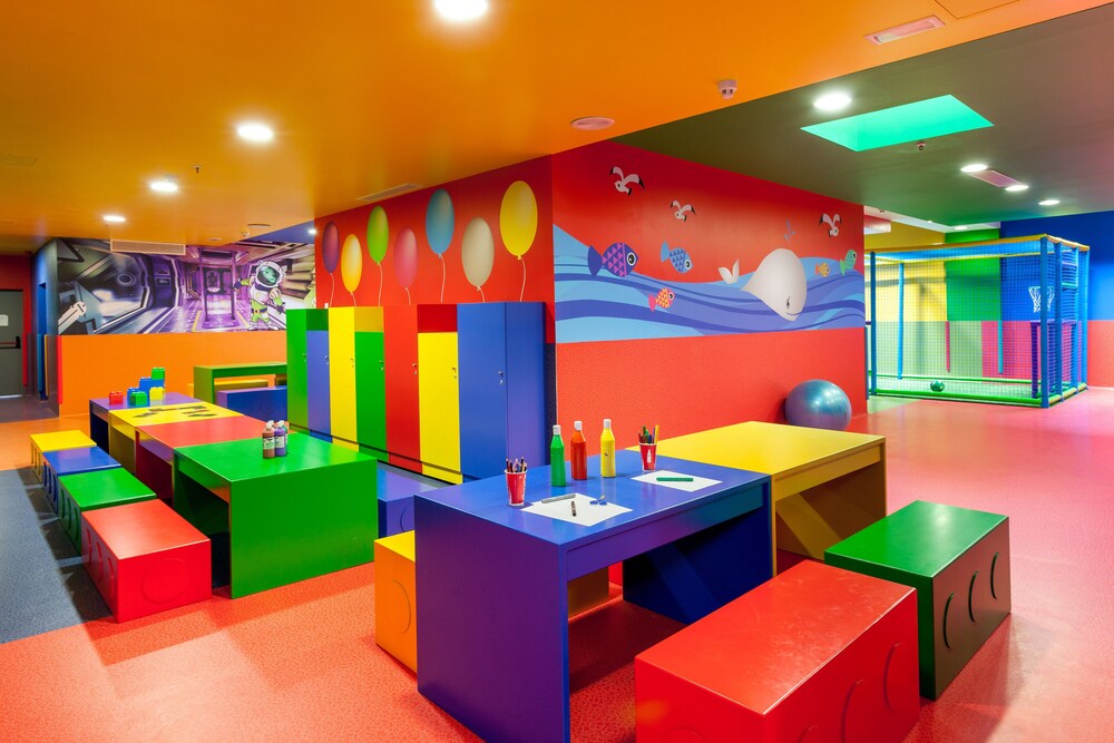 Childrens Play Area - Indoor