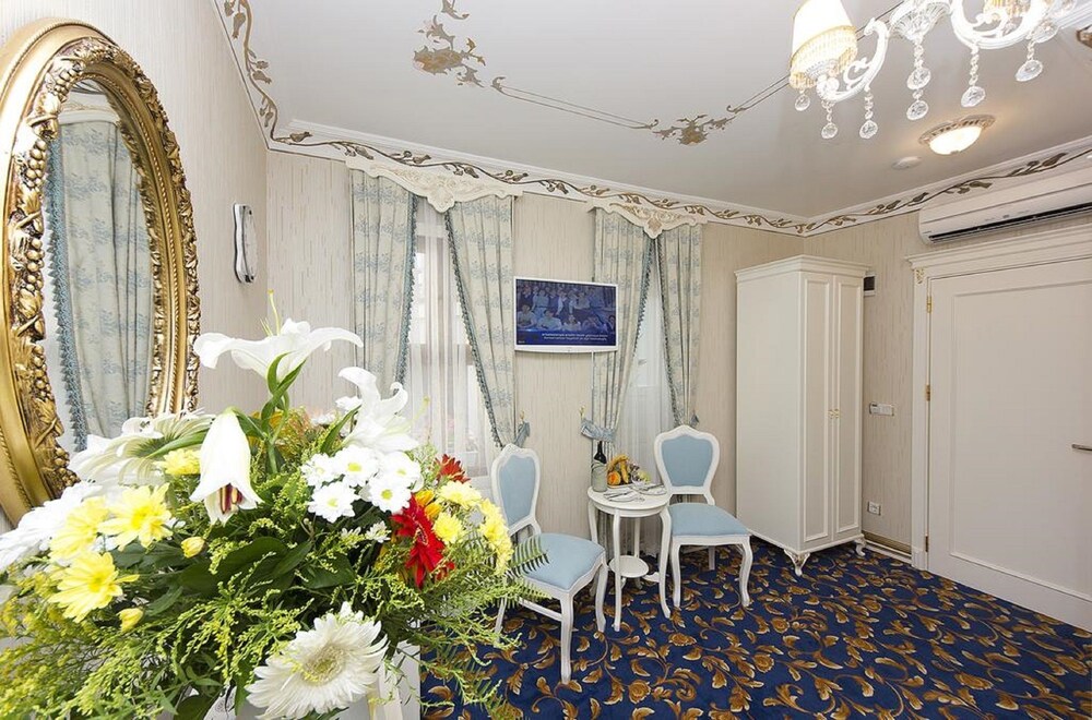 Guestroom