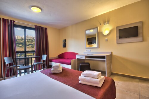 Luna Holiday Complex