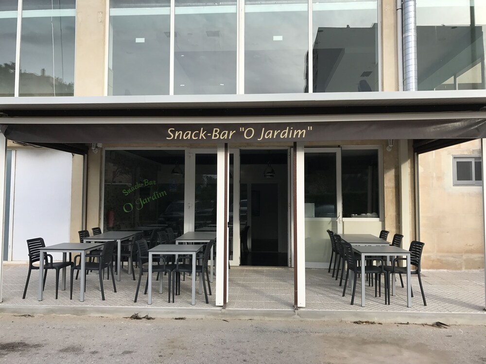 Poolside Bar