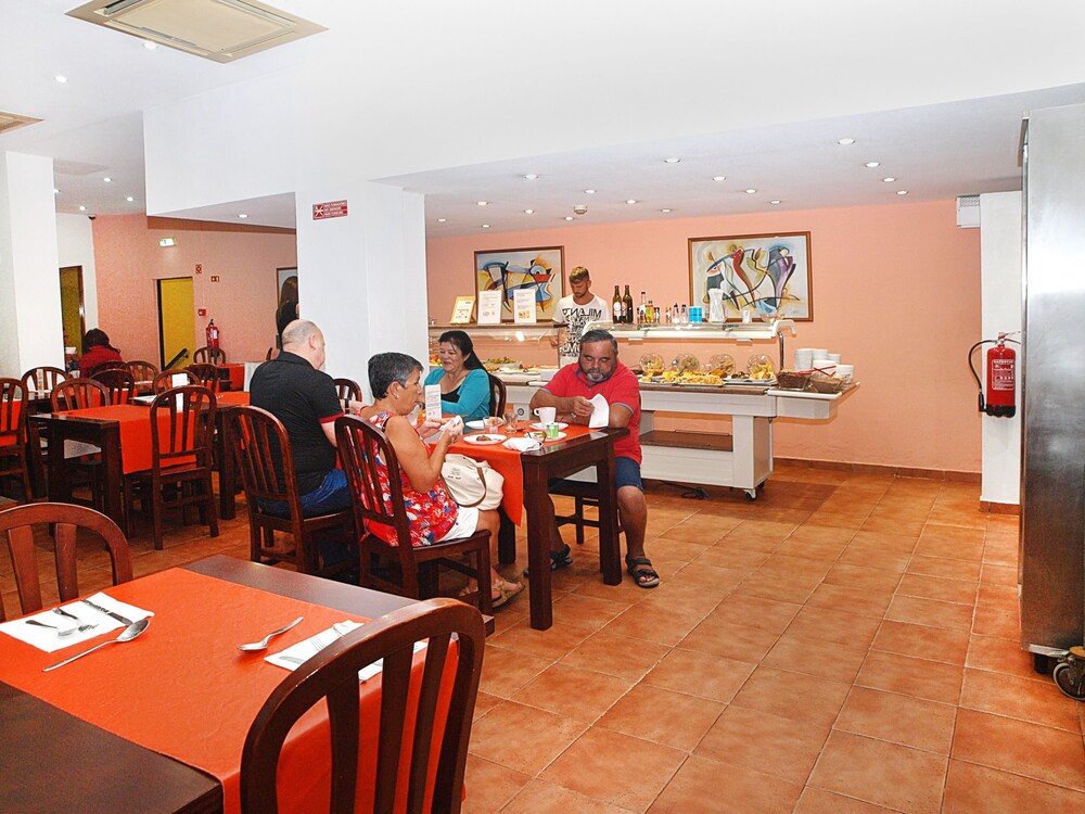 Desayuno bufé