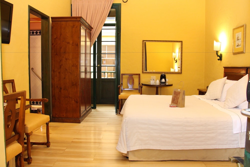 Guestroom