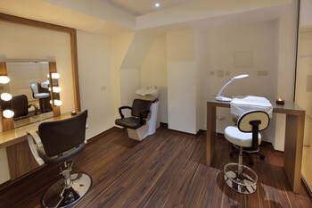 Hair Salon