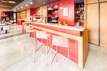 Hotel Lounge