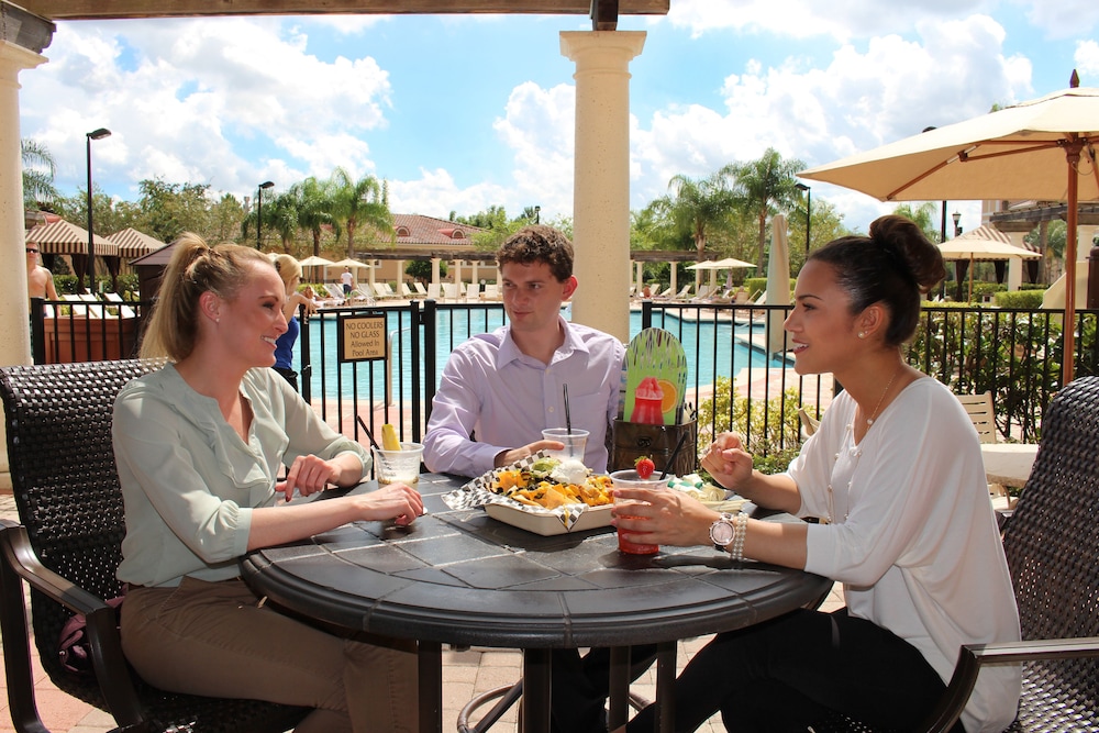 Poolside Bar