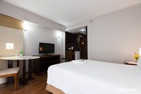 Standard Double Room, 1 Queen Bed