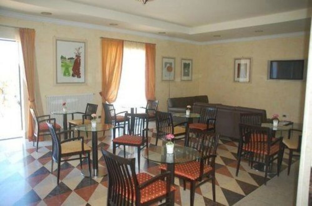 Hotel Bar