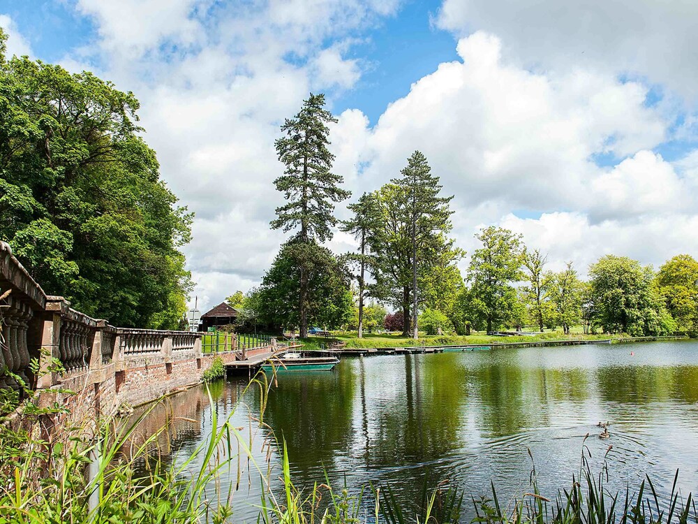 Lake View