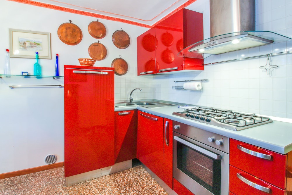 Apartment, 1 Bedroom (B3 - Random Address) - In-Room Kitchen