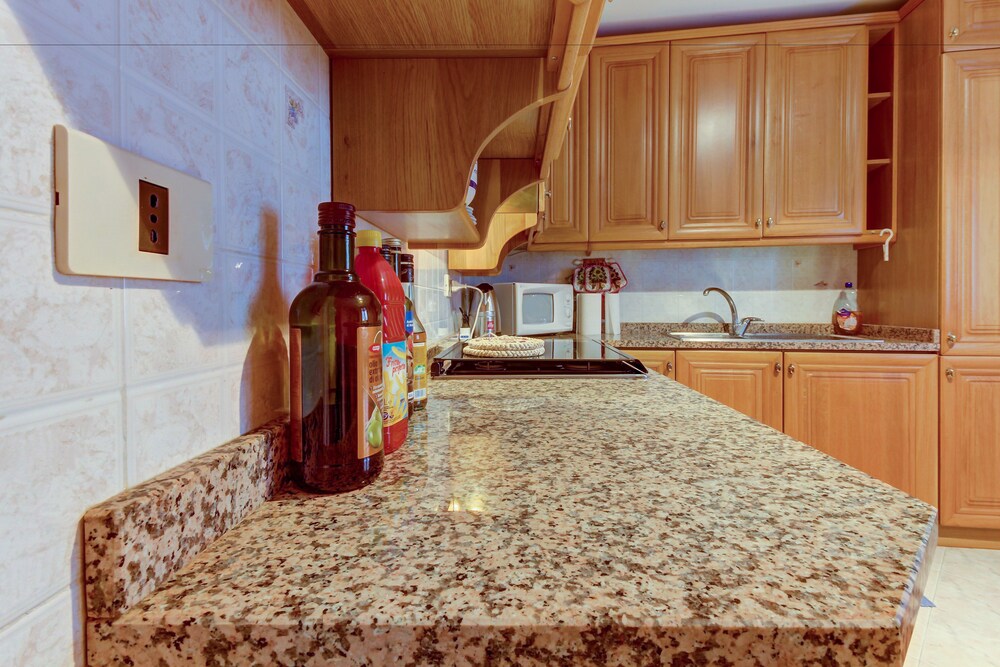 Apartment, 1 Bedroom (B2 - Random Address) - In-Room Kitchen