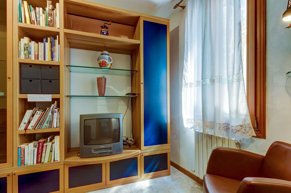 Apartment, 1 Bedroom (B2 - Random Address) - Guestroom