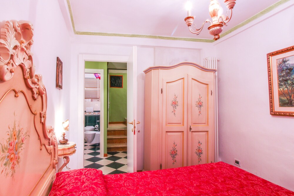 Apartment, 1 Bedroom (B3 - Random Address) - Guestroom