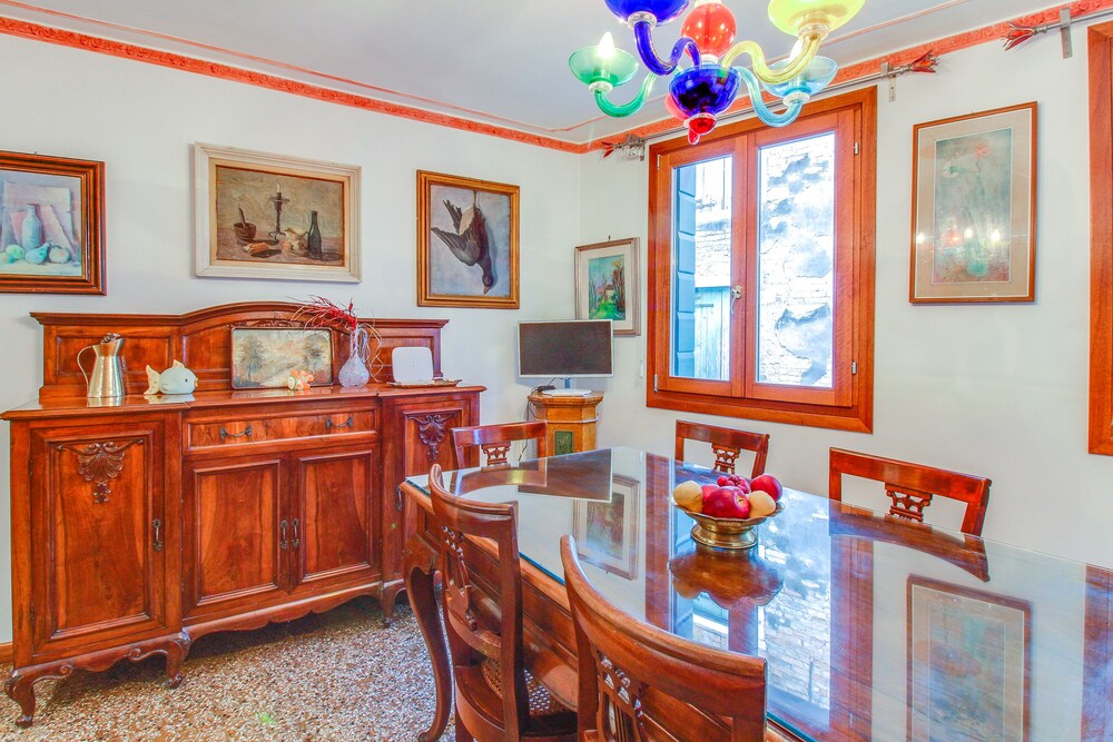 Apartment, 1 Bedroom (B3 - Random Address) - In-Room Dining