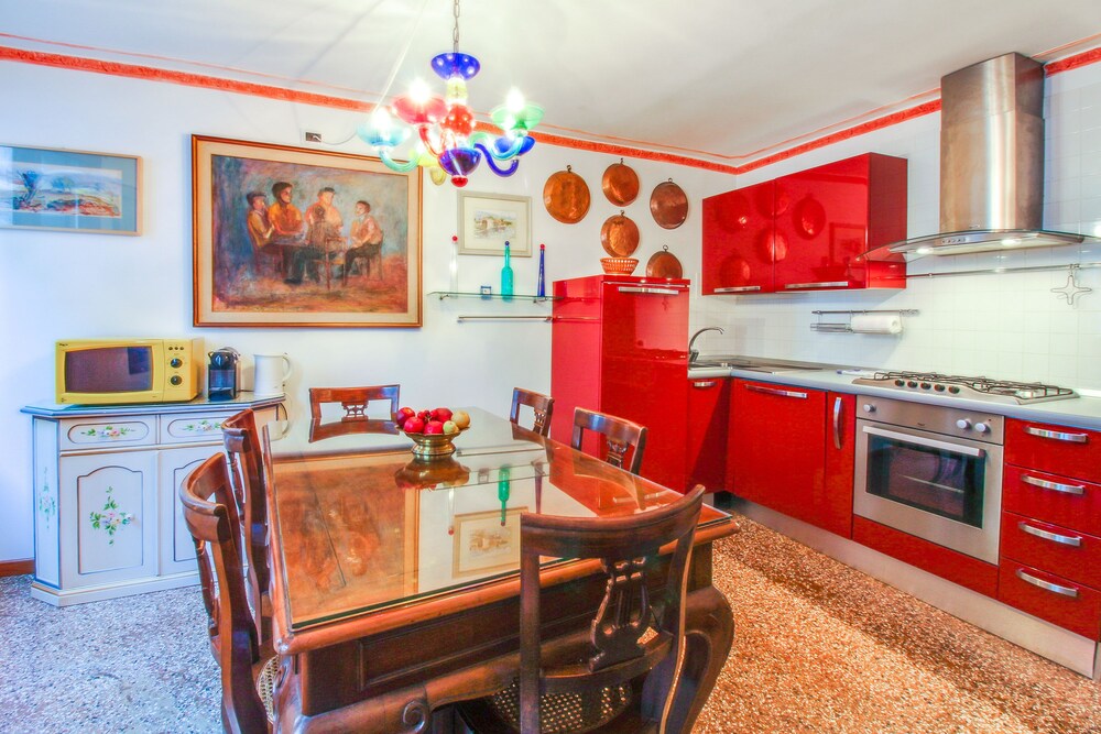Apartment, 1 Bedroom (B3 - Random Address) - In-Room Kitchen