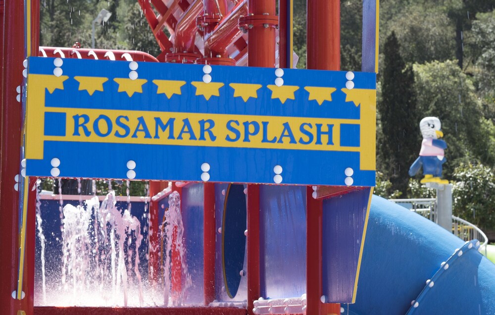 Zona de juegos infantil al aire libre
