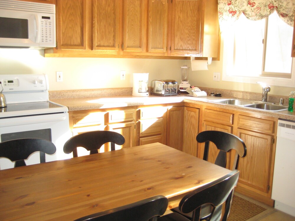 Condo, 2 Bedrooms (+ Loft) - In-Room Kitchen
