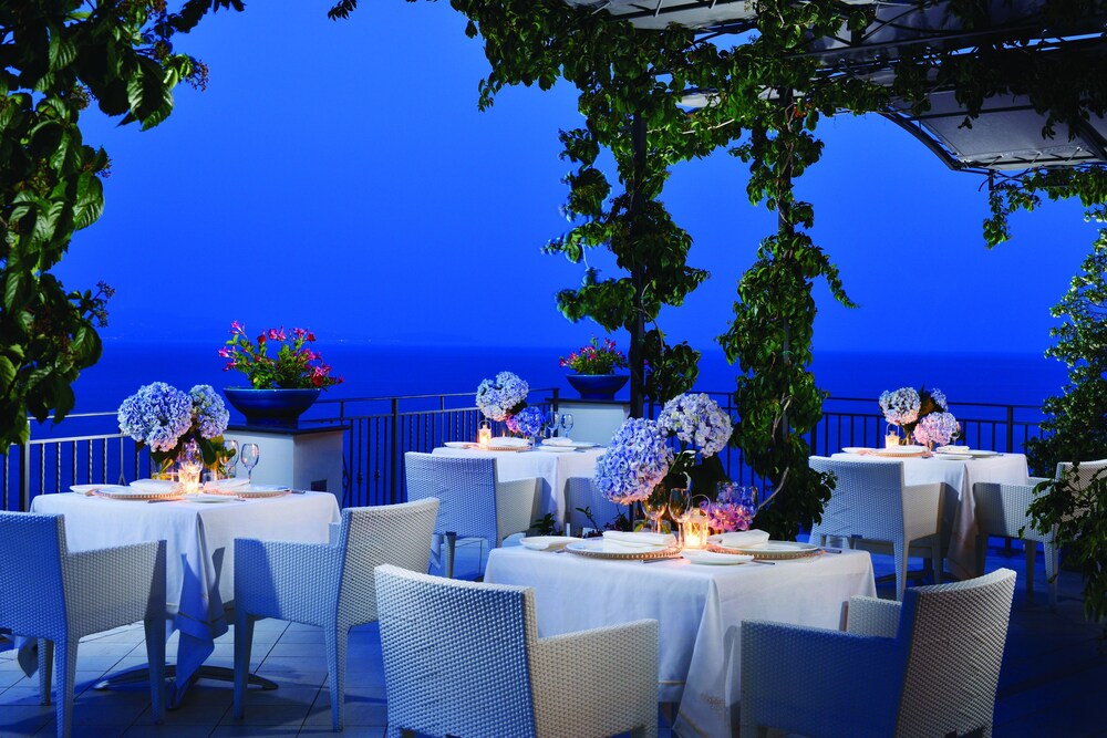 Outdoor Banquet Area