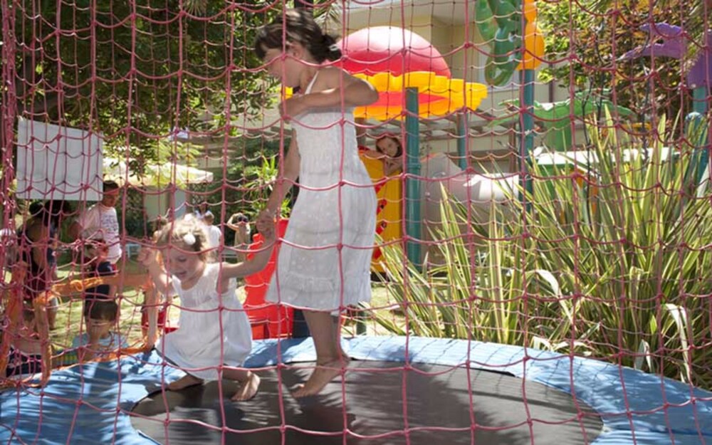 Childrens Play Area - Outdoor
