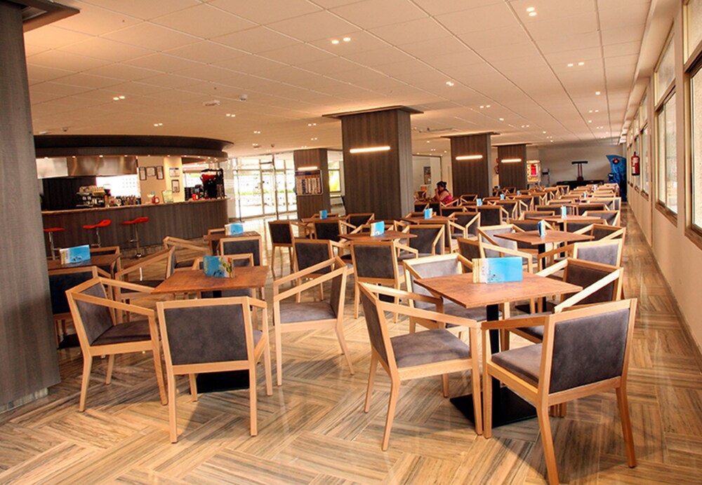 Hotel Bar