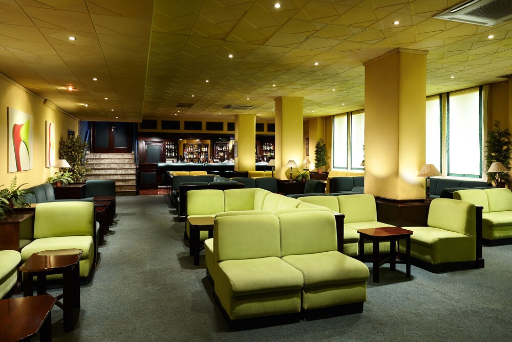 Hotel Lounge