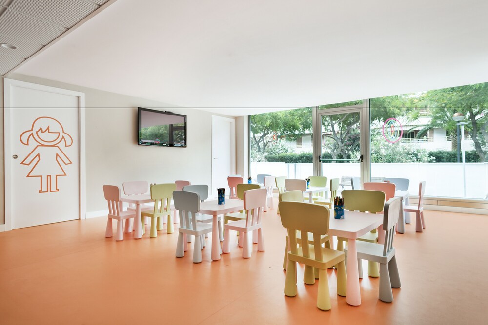 Childrens Area