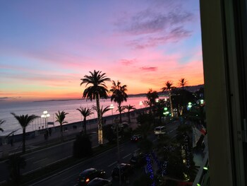 Guestroom View