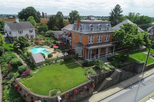 Greystone Manor Inn B&B