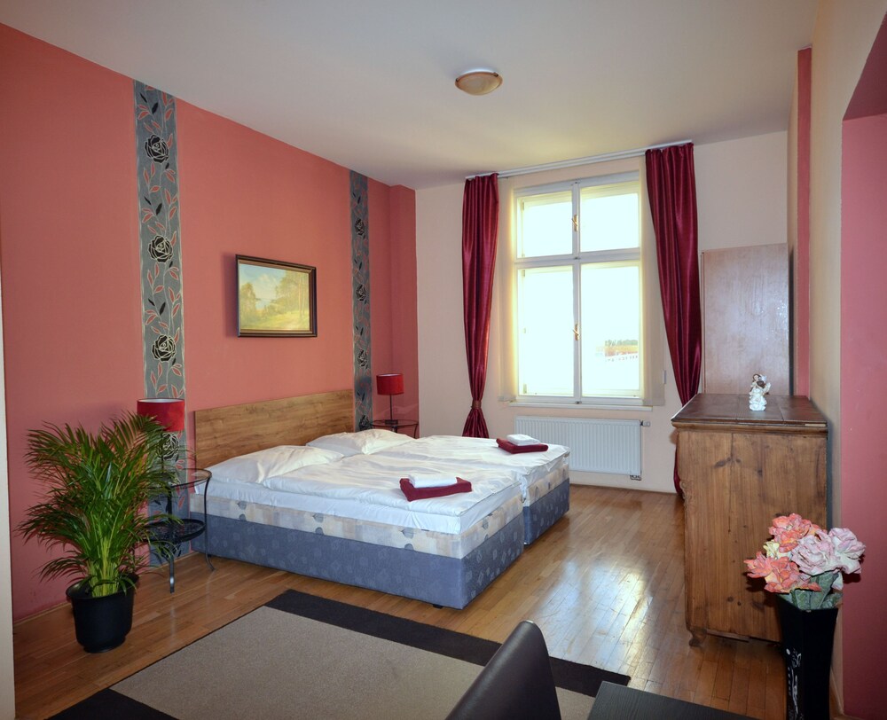 Executive Apartment, 2 Bedrooms - Childrens Theme Room