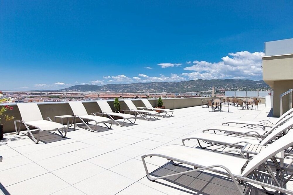 Sundeck