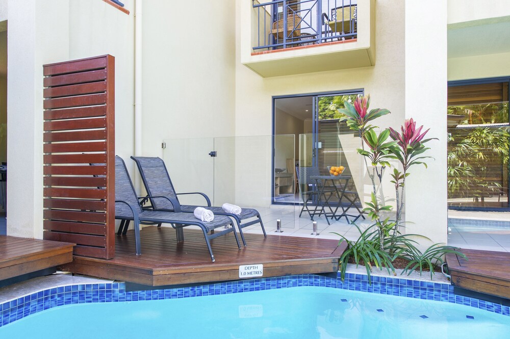 Superior Studio Pool Access - Terrace/Patio