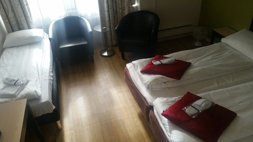 Guestroom