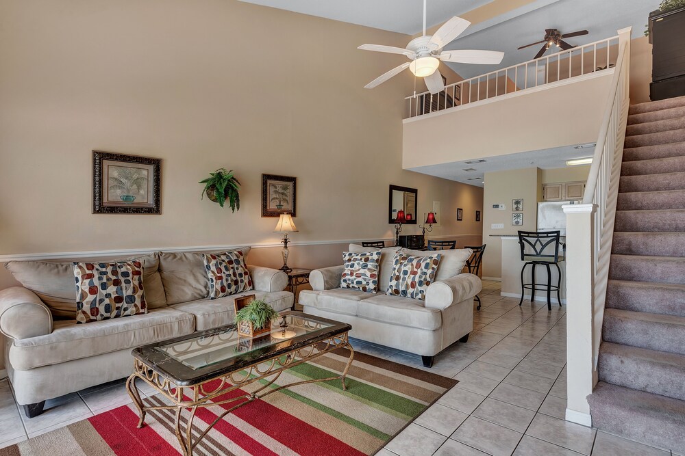 Condo, 2 Bedrooms & Loft, 2 Bathrooms, Sea Facing - Living Room