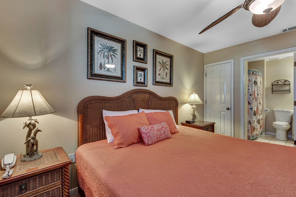 Condo, 2 Bedrooms & Loft, 2 Bathrooms, Sea Facing - Guestroom
