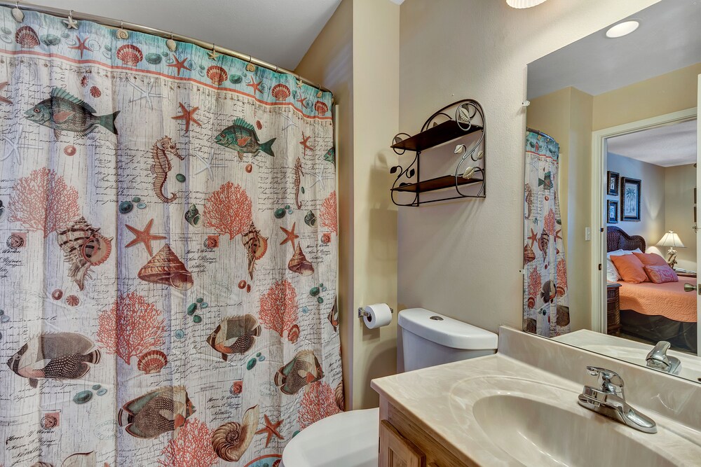 Condo, 2 Bedrooms & Loft, 2 Bathrooms, Sea Facing - Bathroom