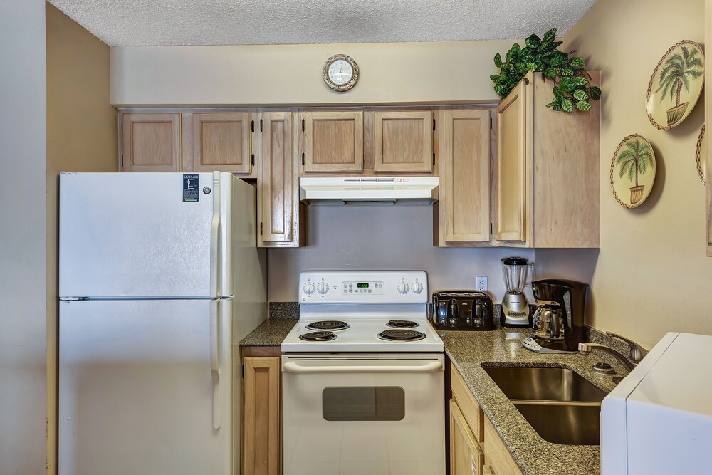 Condo, 2 Bedrooms & Loft, 2 Bathrooms, Sea Facing - In-Room Kitchen