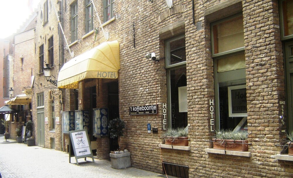 Hotel Front