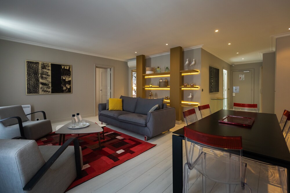Suite, 2 Bedrooms (L'Elegant) - Guestroom