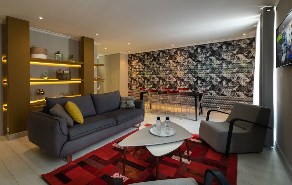 Suite, 2 Bedrooms (L'Elegant) - Guestroom