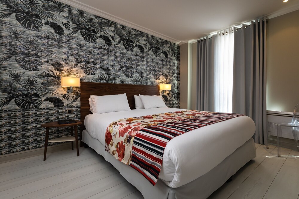 Suite, 2 Bedrooms (L'Elegant) - Guestroom