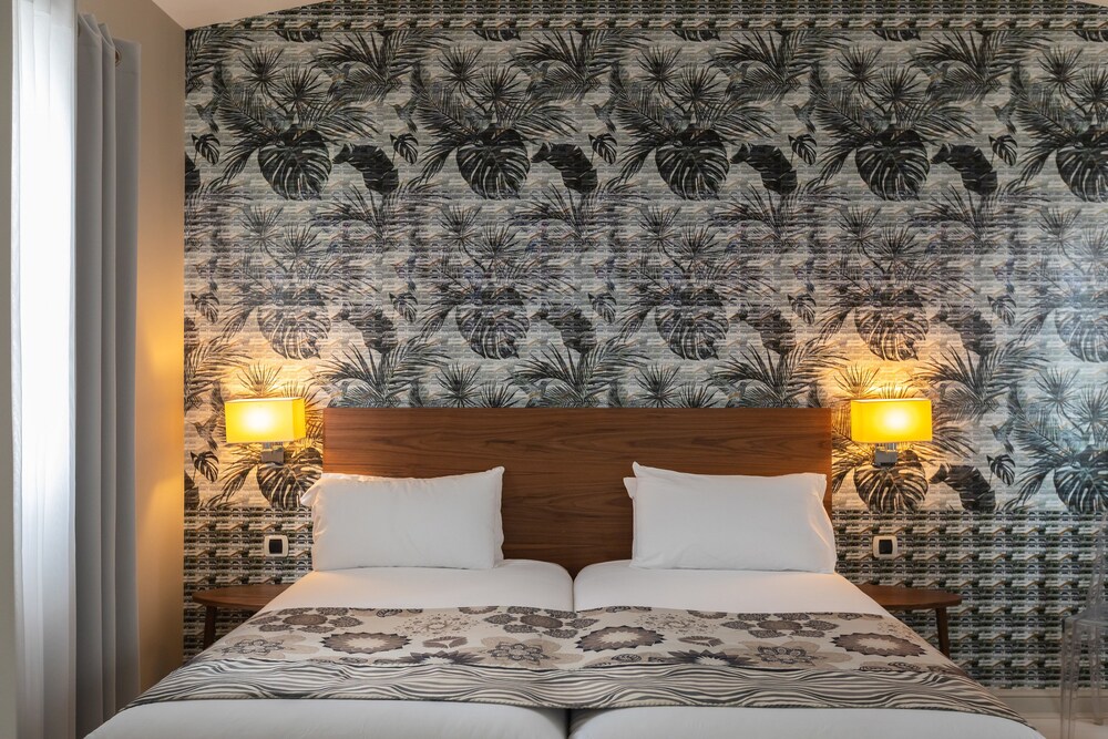 Duplex, 2 Bedrooms (Le Flaneur) - Guestroom