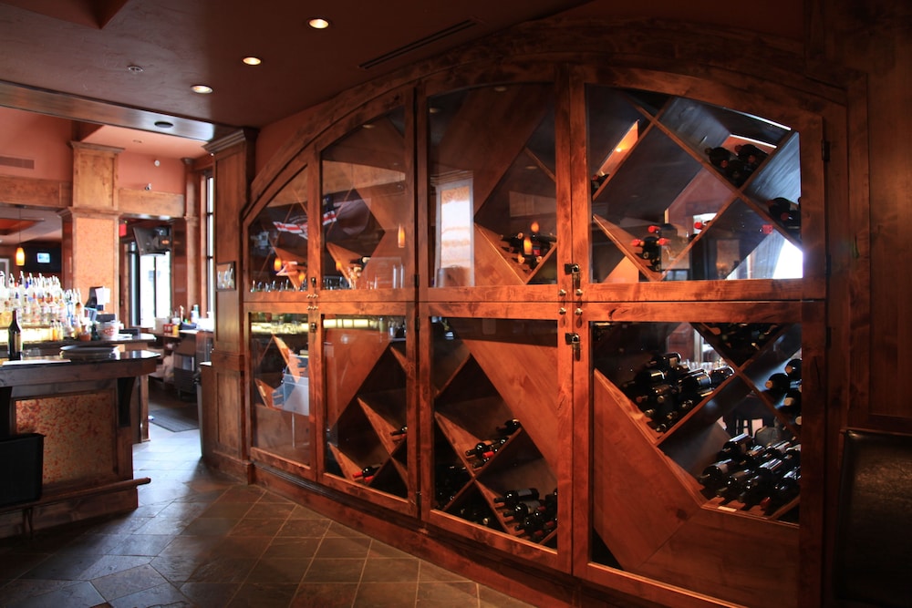 Hotel Bar