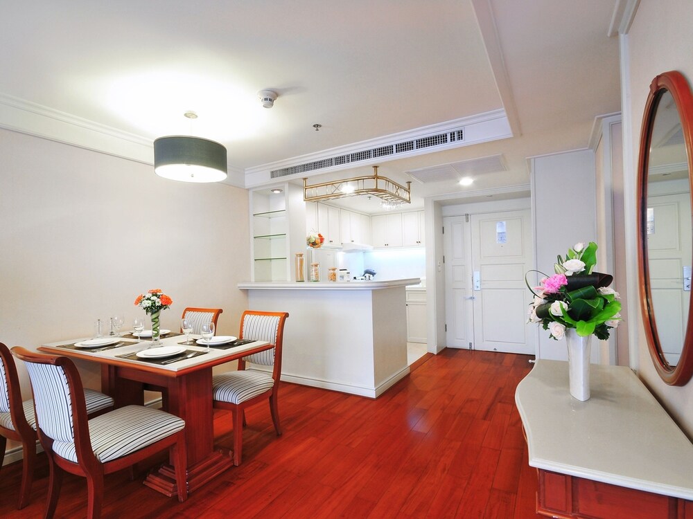 In-Room Kitchenette