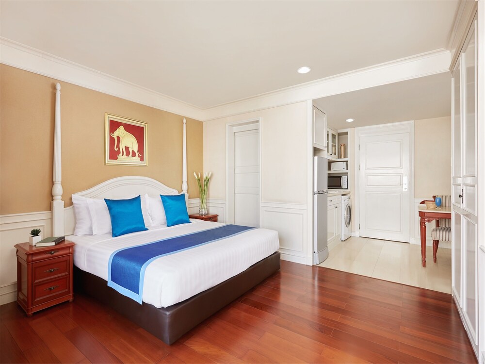 Guestroom View