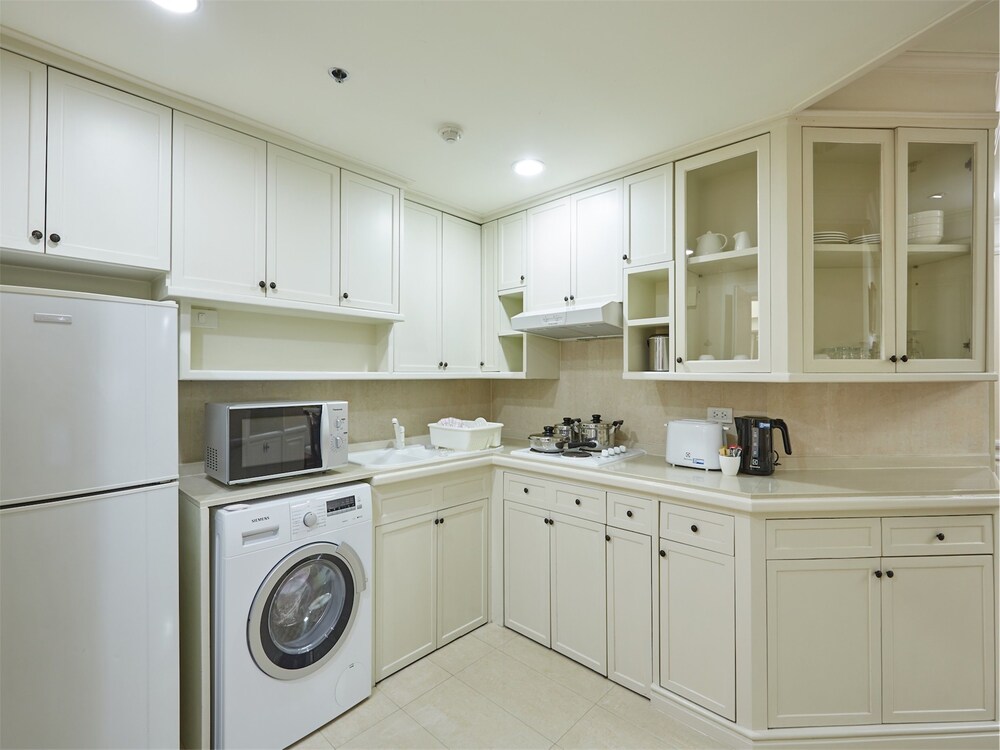 In-Room Kitchenette