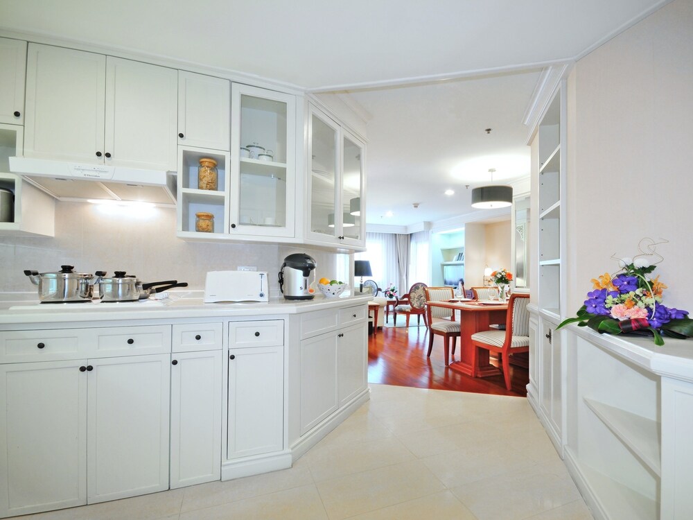 In-Room Kitchenette