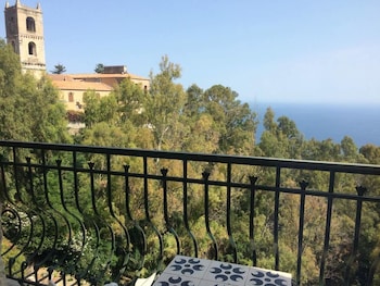 Guestroom View