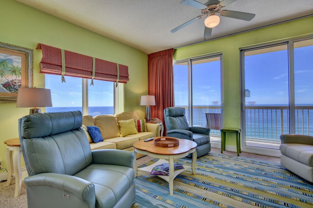 Condo, 3 Bedrooms - Living Room