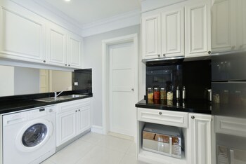 In-Room Kitchenette