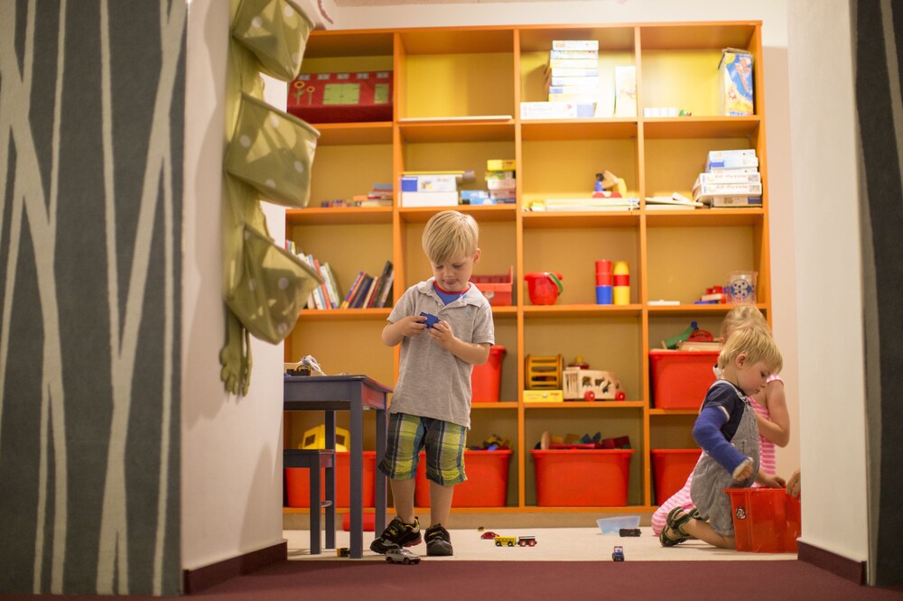 Childrens Play Area - Indoor